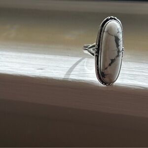 White Howlite Oval Silver Ring - Women Jewelry Sz 10